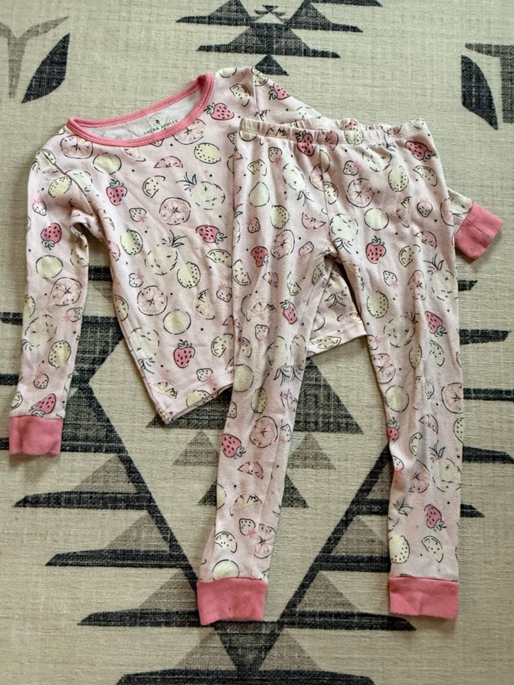 Laura Ashley Girls 2-Piece Fruit & Strawberry Pajama Set, Size 5 Toddler